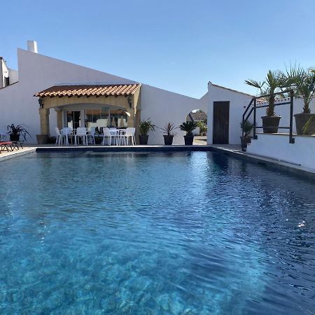 Hotel Du Pont Blanc Saintes-Maries-de-la-Mer Dış mekan fotoğraf