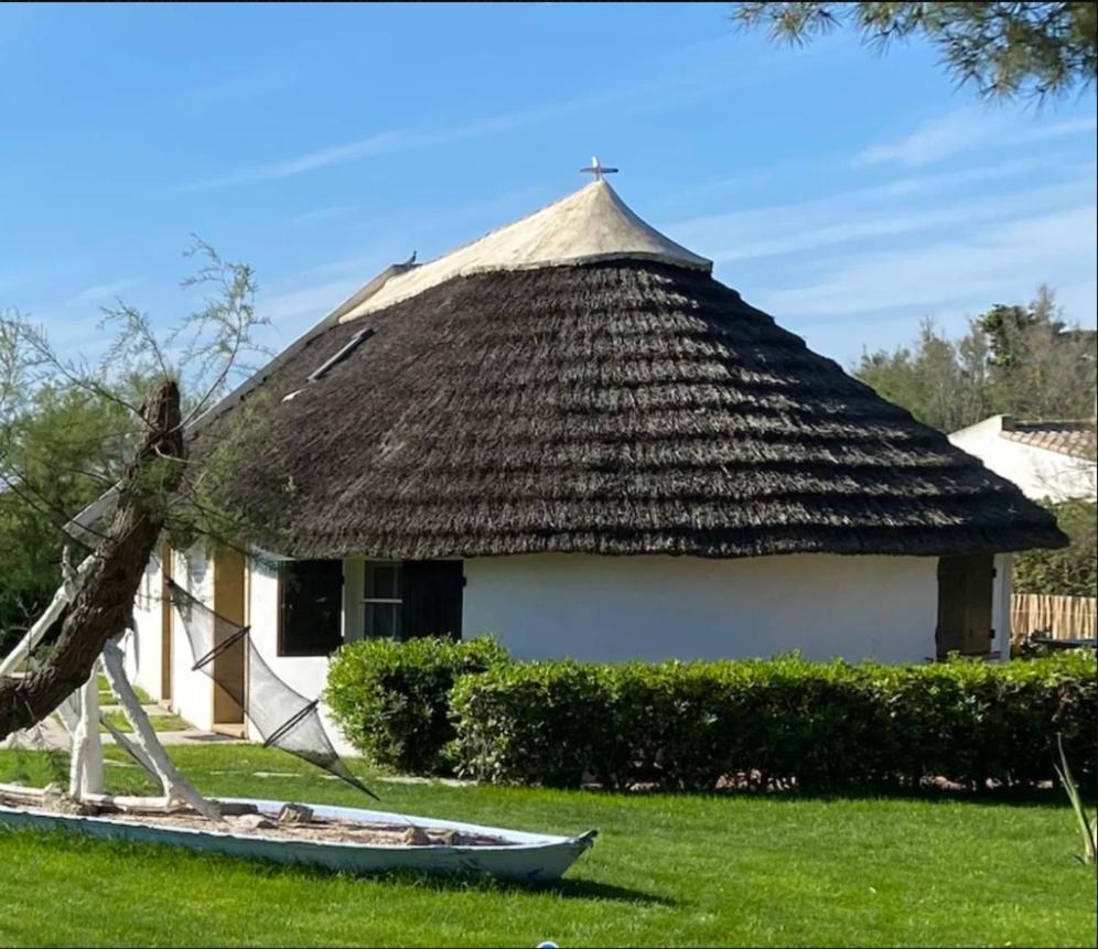 Hotel Du Pont Blanc Saintes-Maries-de-la-Mer Dış mekan fotoğraf